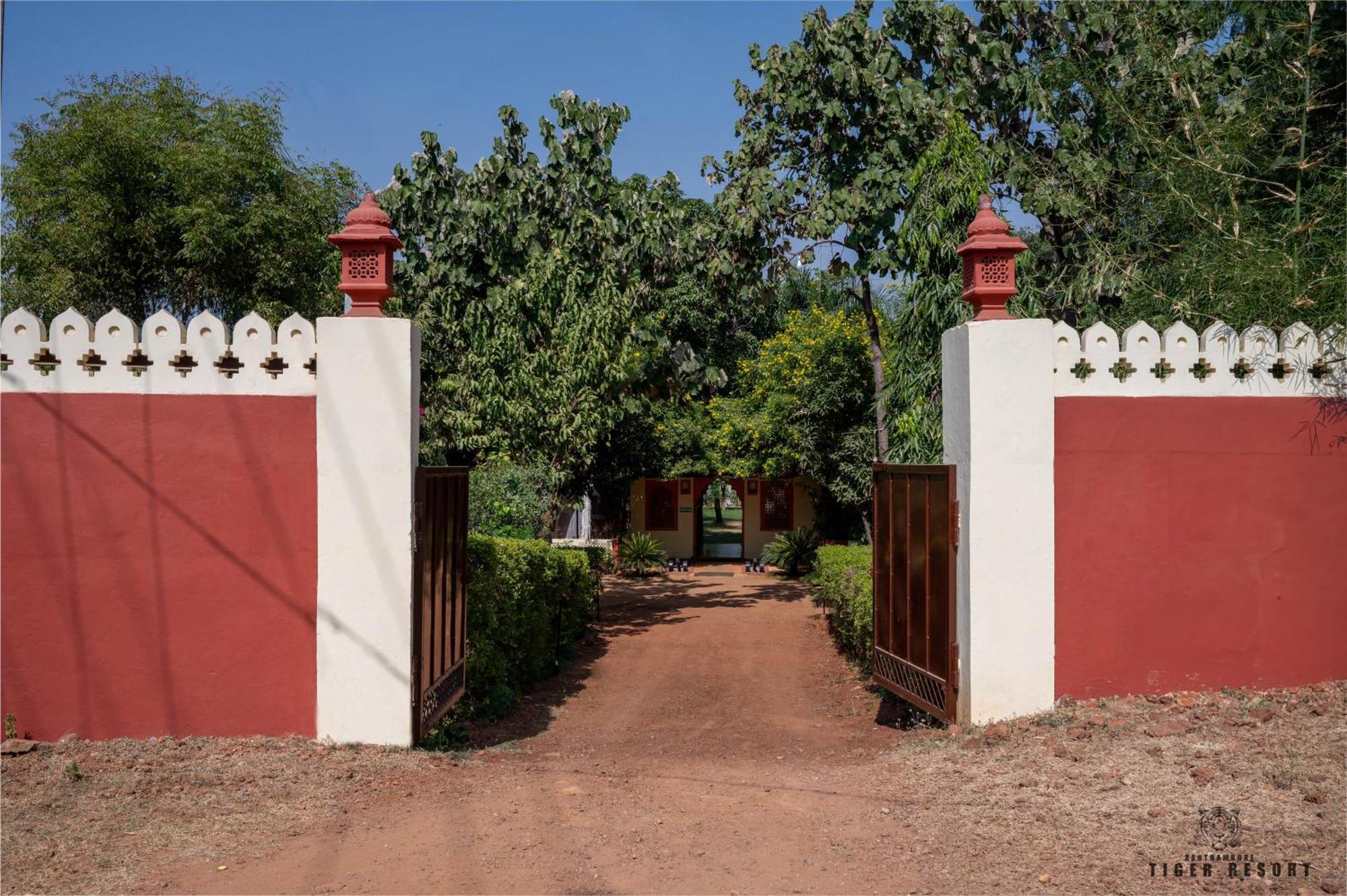 Ranthambore Tiger Resort Sawai Madhopur Εξωτερικό φωτογραφία